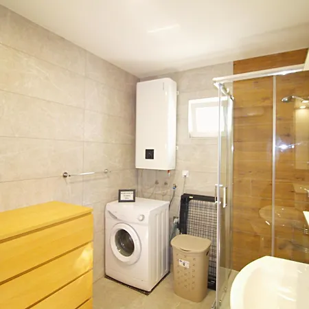 Blizu Plaze Slanica Sa Pogledom Na A4 Apartment *